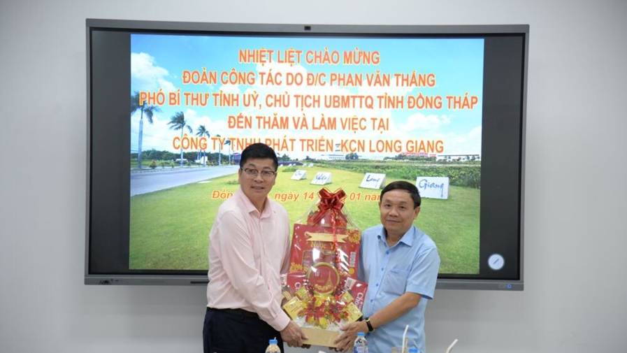 Php Bi Thu Tinh DOng Thap 2026 1