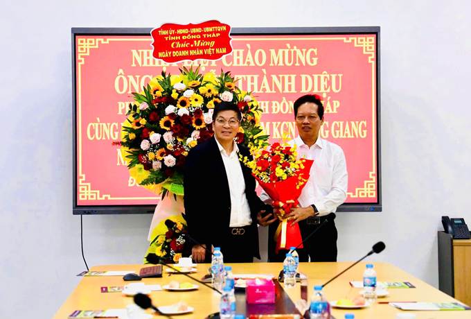 同塔省人民委员会副主席莅临龙江工业园